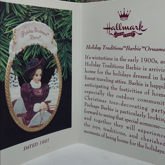 Vintage Hallmark Holiday Traditions Barbie 1997 - Picture 2 of 4